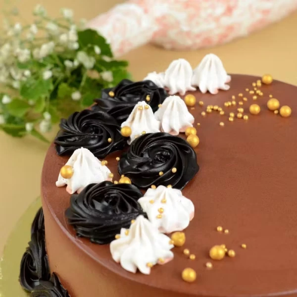 Designer Round Chocolate Cake